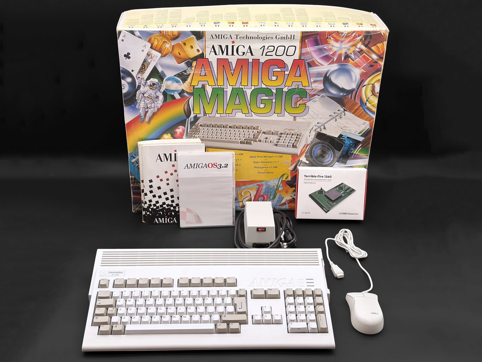 Amiga 1200 with its Amiga Magic box, AmigaOS 3.2 and accelerator