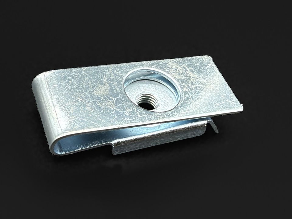 Replacement Motherboard Clip for Amiga 1200, Zinc-Plated Spring Steel